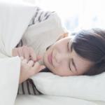 冬のベッドが冷たくて凍えそう！　寒い夜に暖かく眠るためのテクニック